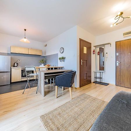 Apartament Z Balkonem I Bezplatnym Parkingiem Gdańsk Buitenkant foto
