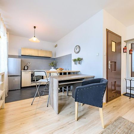 Apartament Z Balkonem I Bezplatnym Parkingiem Gdańsk Buitenkant foto