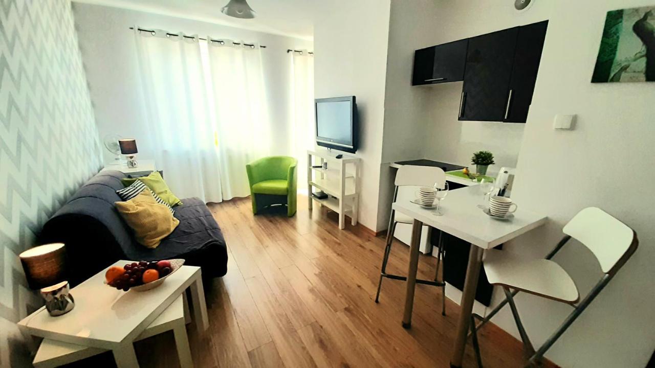 Apartament Z Balkonem I Bezplatnym Parkingiem Gdańsk Buitenkant foto