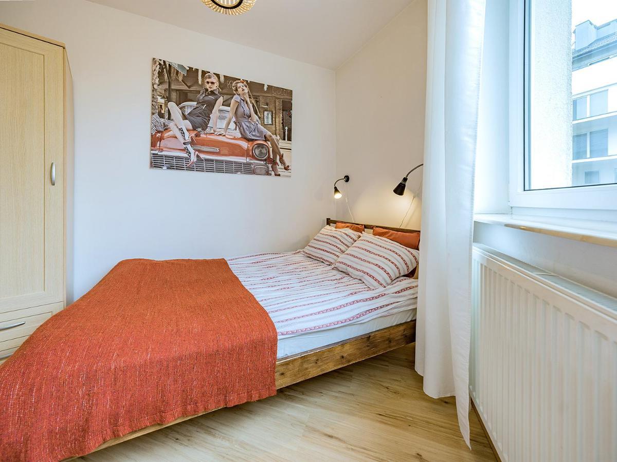 Apartament Z Balkonem I Bezplatnym Parkingiem Gdańsk Buitenkant foto